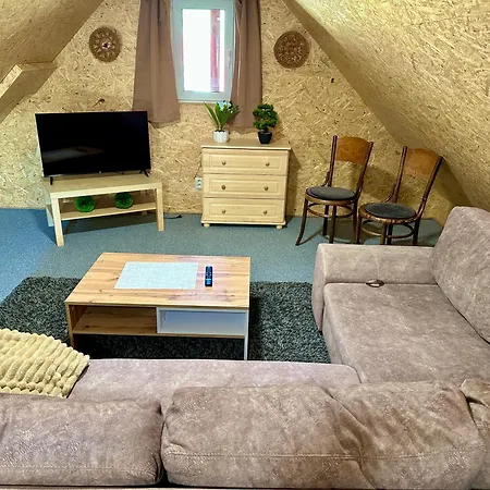 Zrub Liptovec شاليه Liptovska Porubka